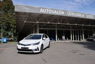 Toyota Corolla Sedan 1.6 Valvematic (97 kW / 132 k) – Automat - Autosalon Šedivý & Šmejkal, Praha-Prosek