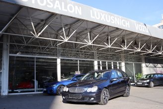 MERCEDES-BENZ C 180 KOMPRESSOR COMBI AT 105kW - Autosalon Šedivý & Šmejkal, Praha-Prosek