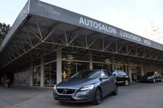 VOLVO V40 1.5 T2 AT 90kW - Autosalon Šedivý & Šmejkal, Praha-Prosek