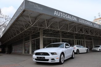 FORD MUSTANG 3.7 V6 COUPE 227kW - Autosalon Šedivý & Šmejkal, Praha-Prosek