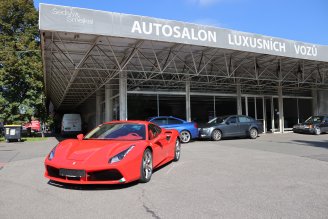 Ferrari 488 GTB | 1. Majitel | ČR | Výfuk Novitec | Top Stav - Autosalon Šedivý & Šmejkal, Praha-Prosek