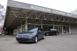 VW GOLF VIII VARIANT 2.0TDI DSG 110kW - Autosalon Šedivý & Šmejkal, Praha-Prosek