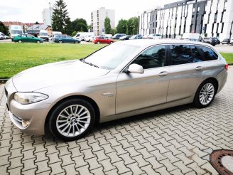 BMW 530D XDRIVE TOURING F11 190kW - Autosalon Šedivý & Šmejkal, Praha-Prosek
