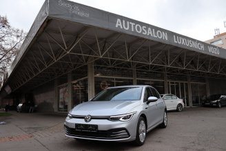 VW GOLF VIII 1.5 eTSI DSG 110kW - Autosalon Šedivý & Šmejkal, Praha-Prosek
