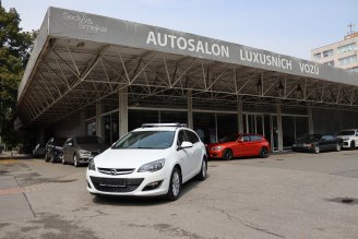 Opel Astra J Sports Tourer 1.7 CDTI (81 kW) – 1. majitel, ČR, Servisní knížka, Cebia - Autosalon Šedivý & Šmejkal, Praha-Prosek